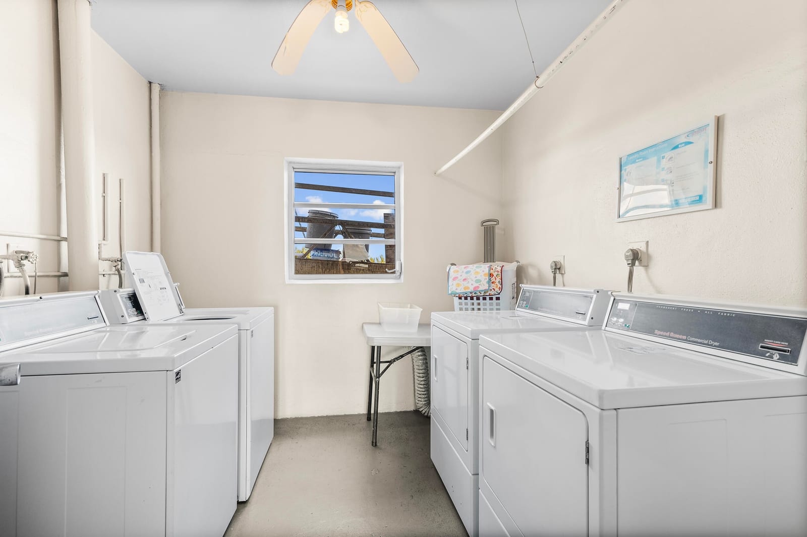 3250 N Palm Aire Drive 904 — photo 8
