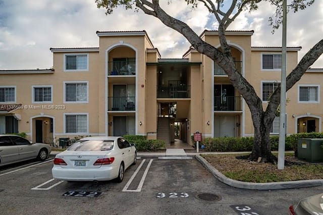 1739 Village Boulevard 205, sold in Milano Condo, West Palm Beach, FL