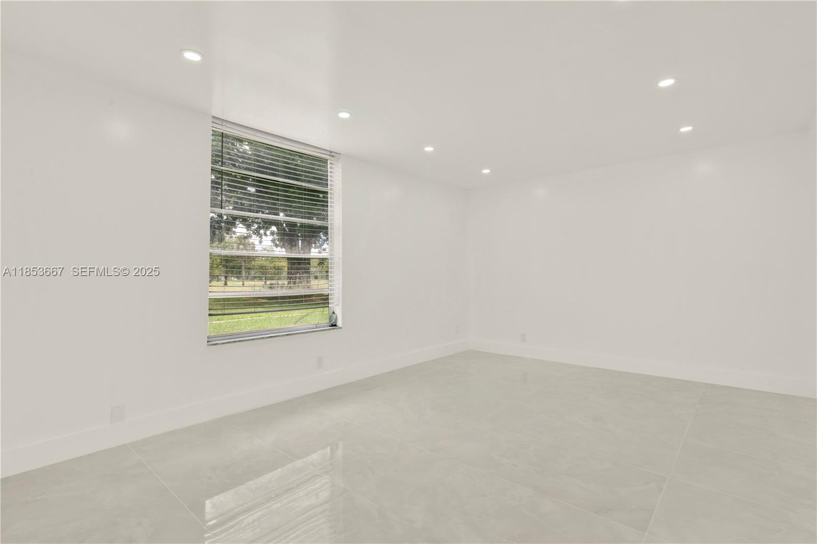 8320 Sands Point Boulevard M107, Tamarac, FL 33321 photo 13