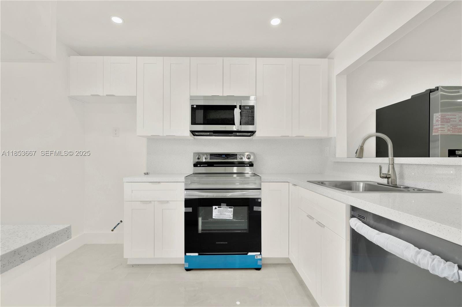 8320 Sands Point Boulevard M107 — photo 5