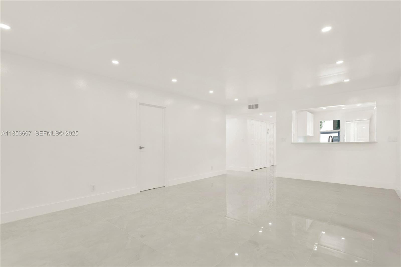 8320 Sands Point Boulevard M107 — photo 8
