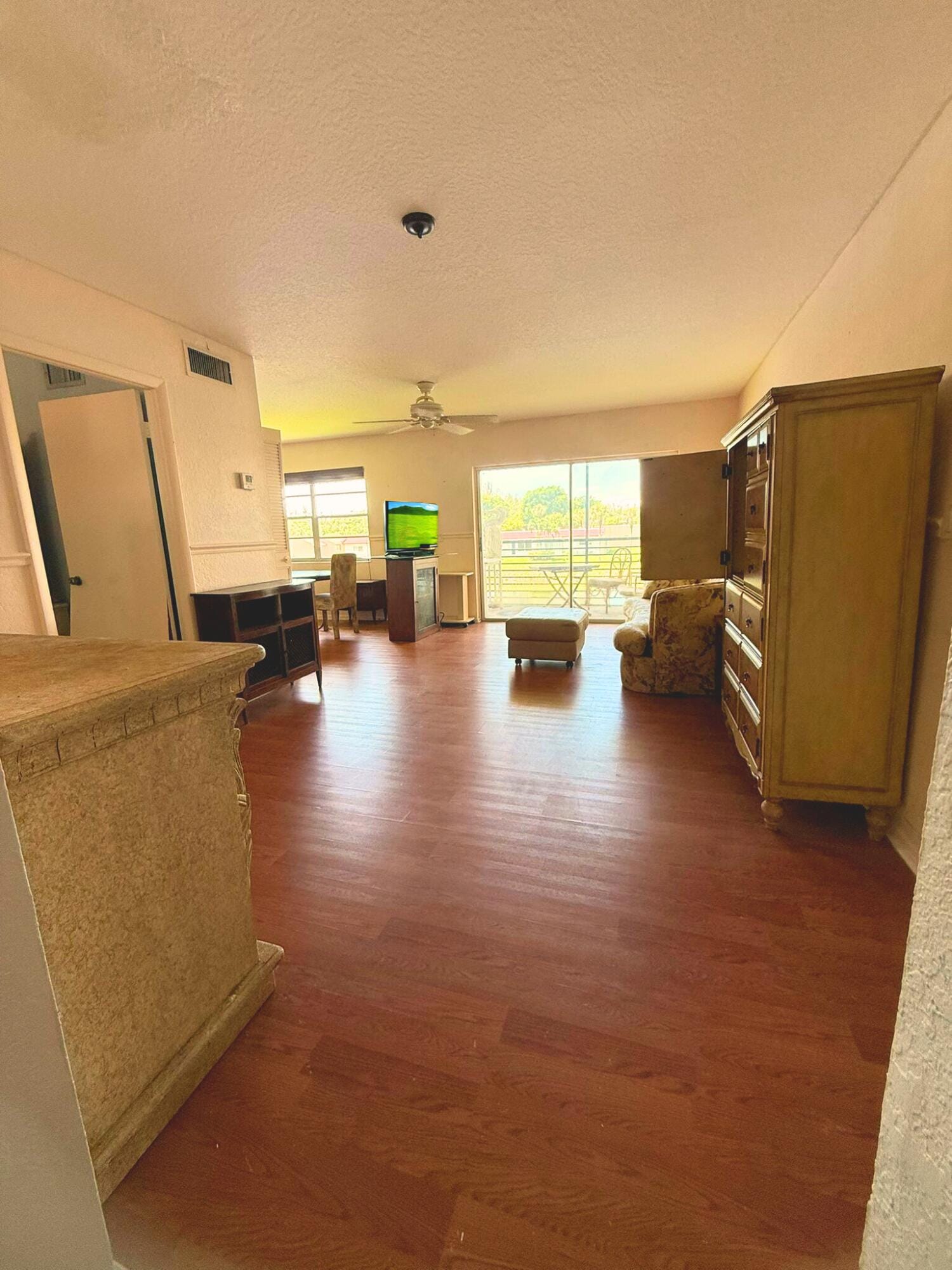 218 Lake Frances Drive — photo 2