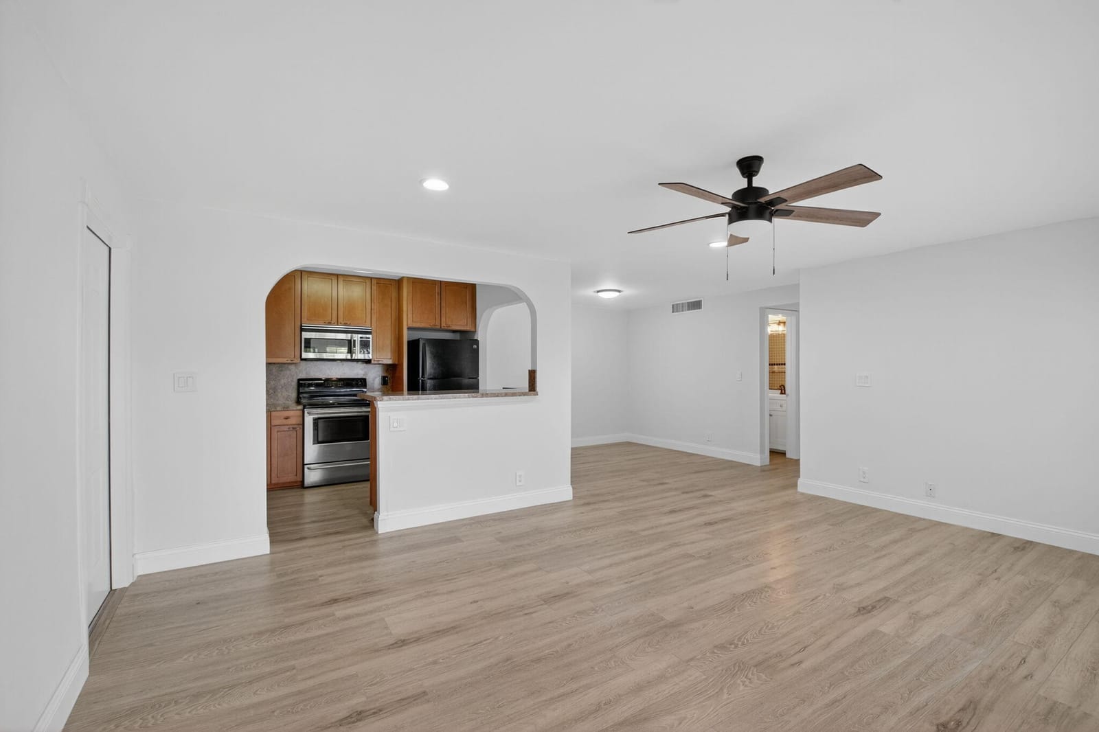 502 Osprey Drive 20b, Delray Beach, FL 33444 photo 3