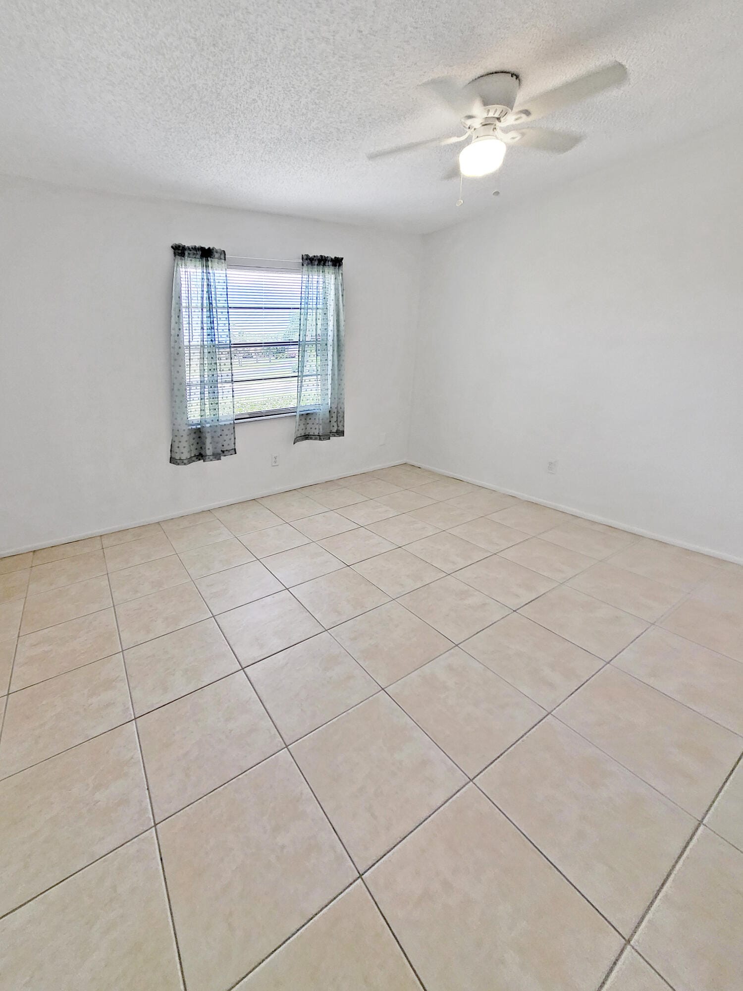 6024 Indrio Road 8, Fort Pierce, FL 34951 photo 6