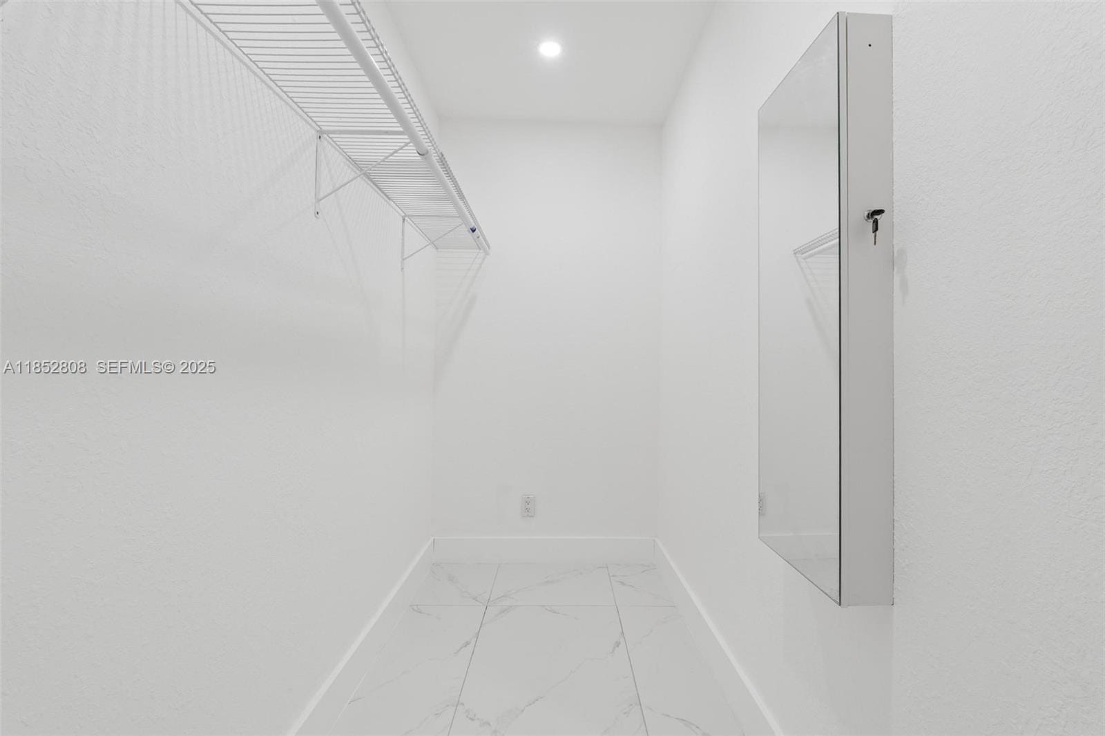 4205 E 10th Avenue, Hialeah, FL 33013 photo 14
