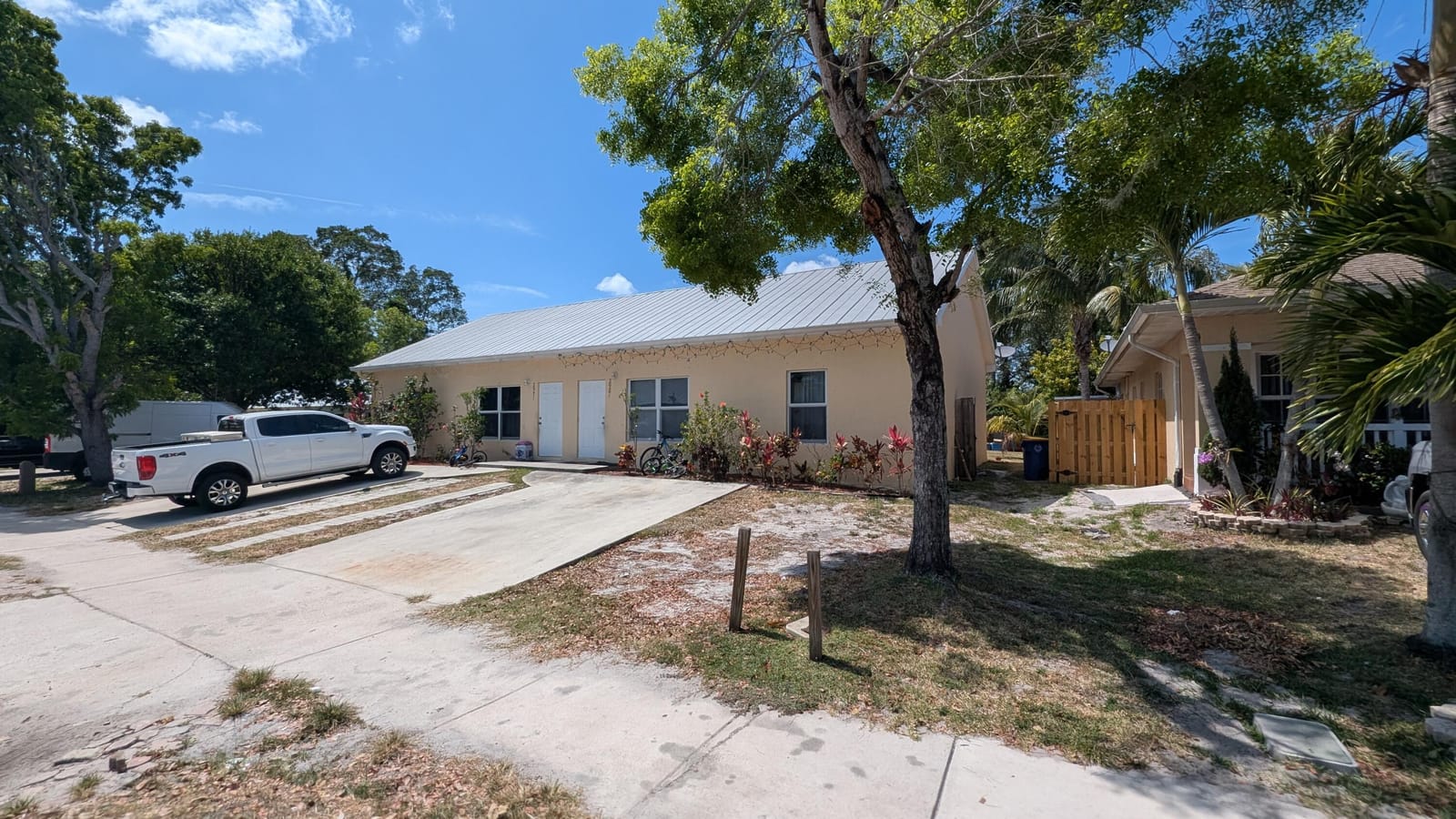 2981 SE Fairmont Street, Stuart, FL 34997 photo 2
