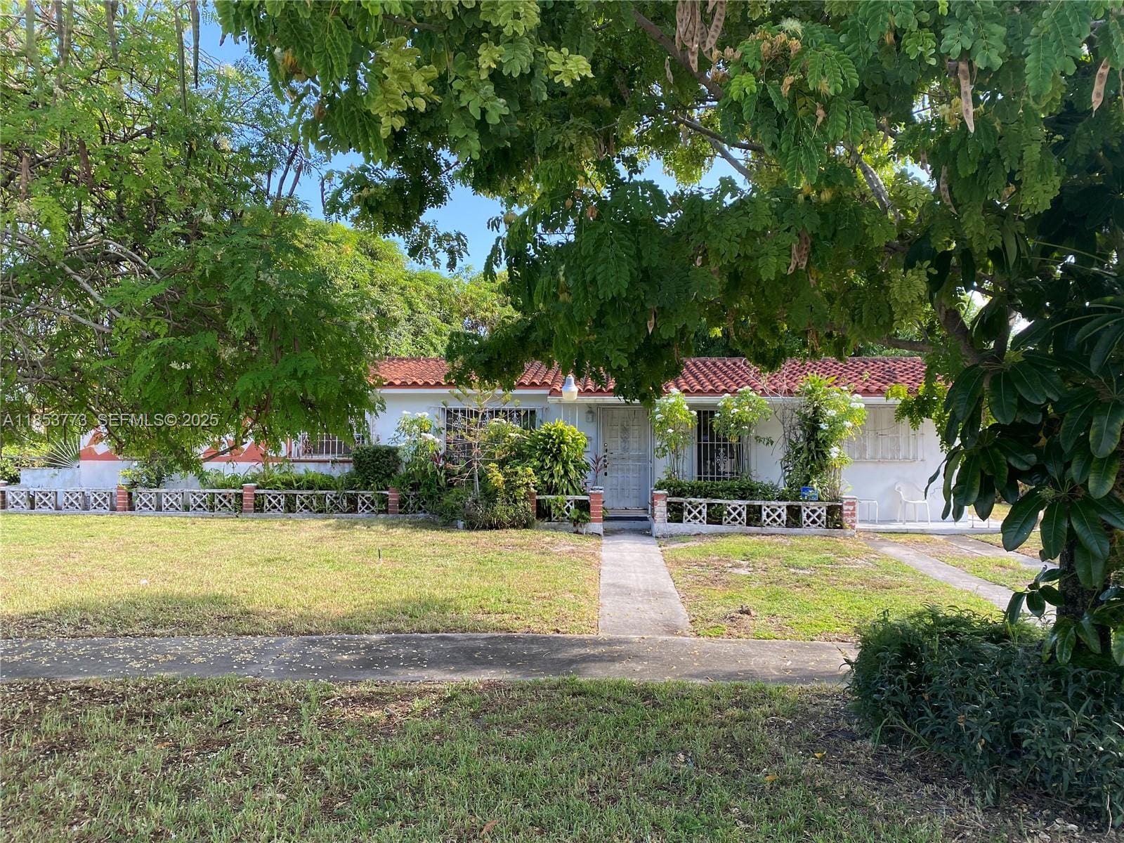 3 bedroom home for sale at 8120 10th, Miami, FL 33144 — $649,000