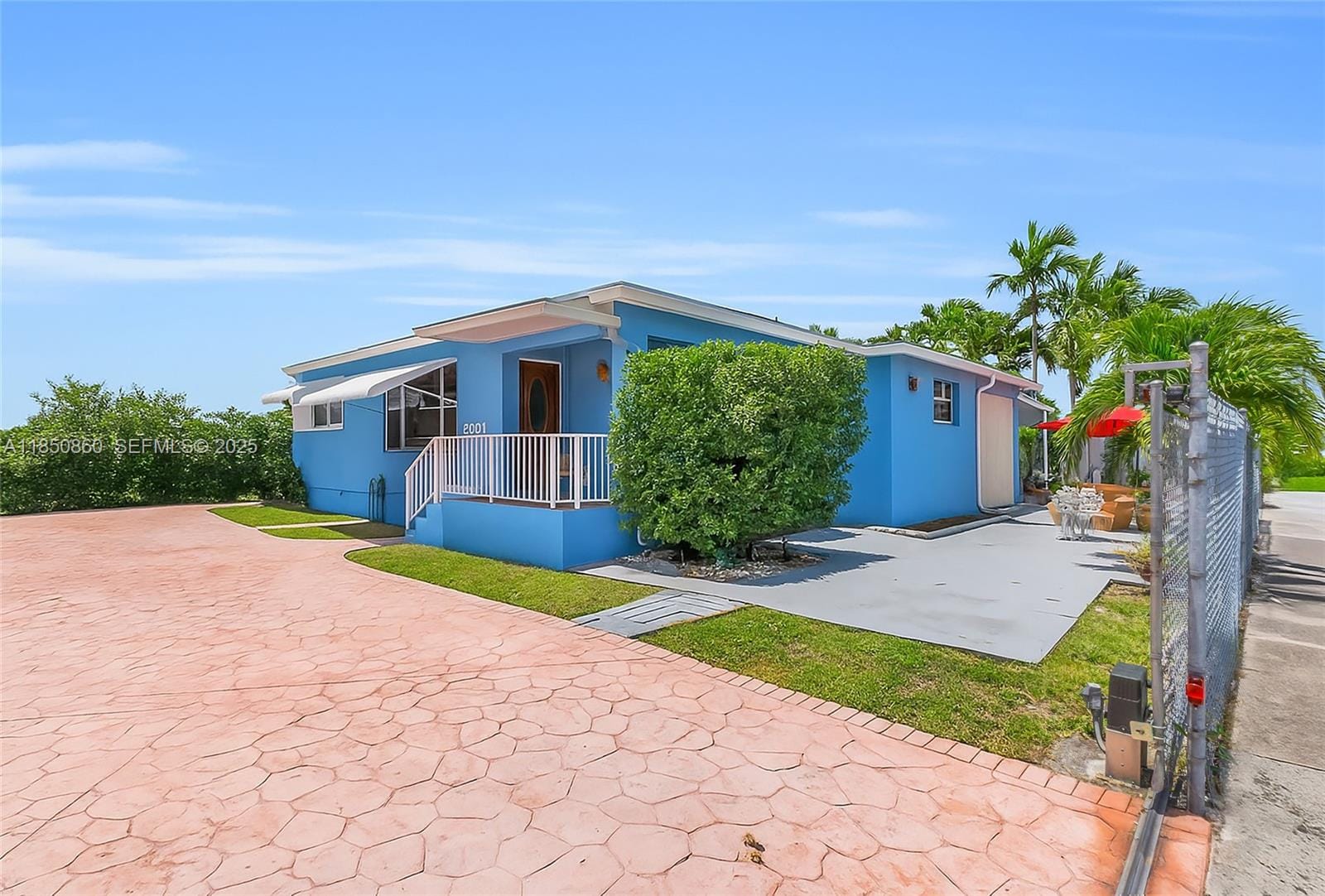 5890 Palm Avenue, Hialeah, FL 33012