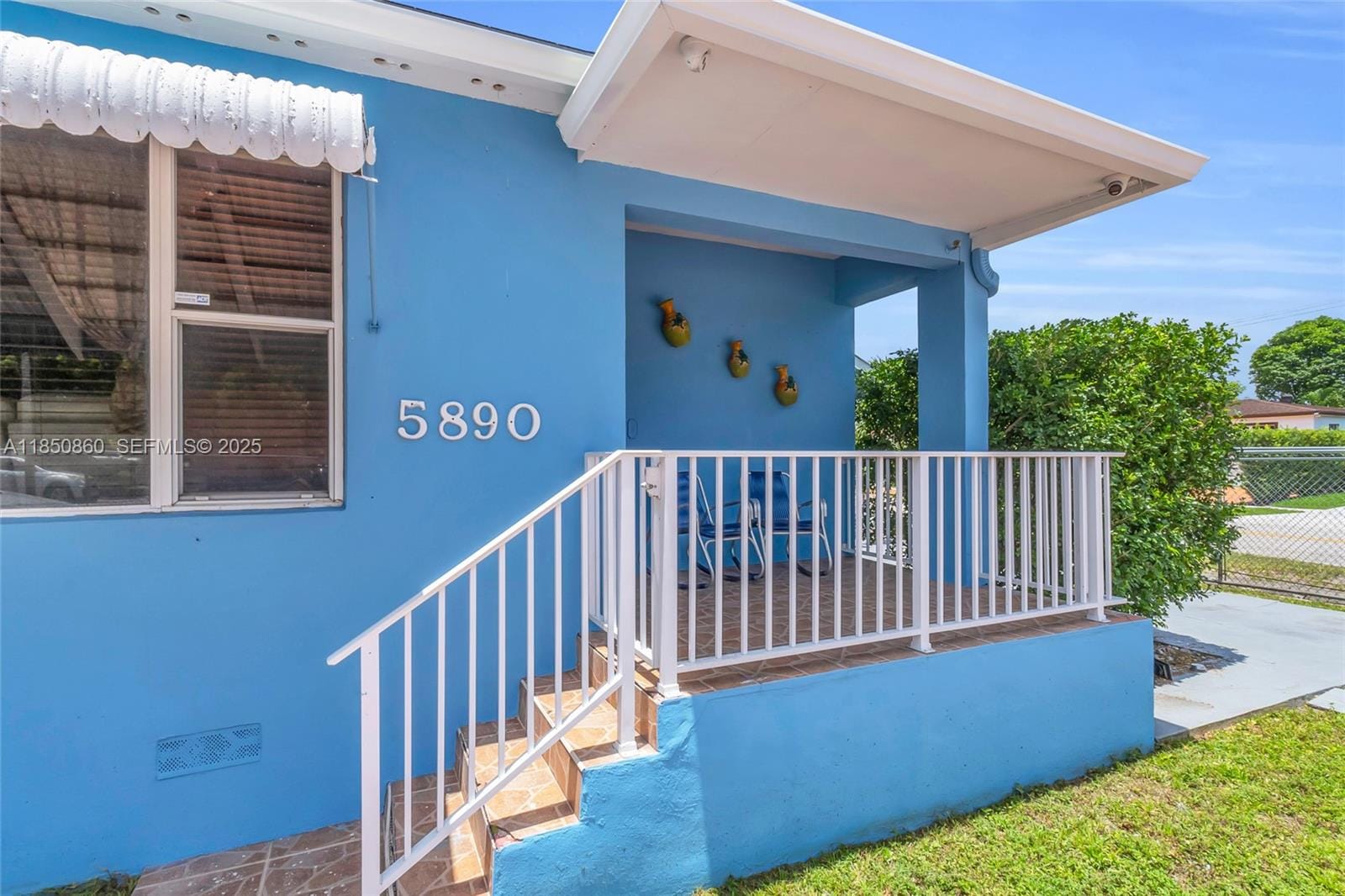 5890 Palm Avenue, Hialeah, FL 33012 photo 4