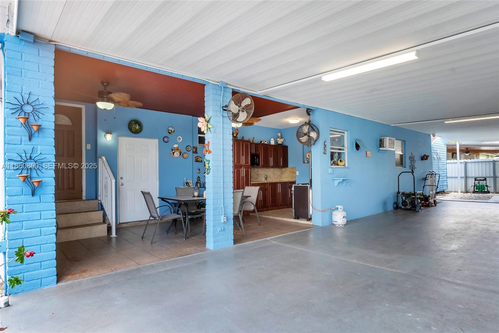 5890 Palm Avenue, Hialeah, FL 33012 photo 10