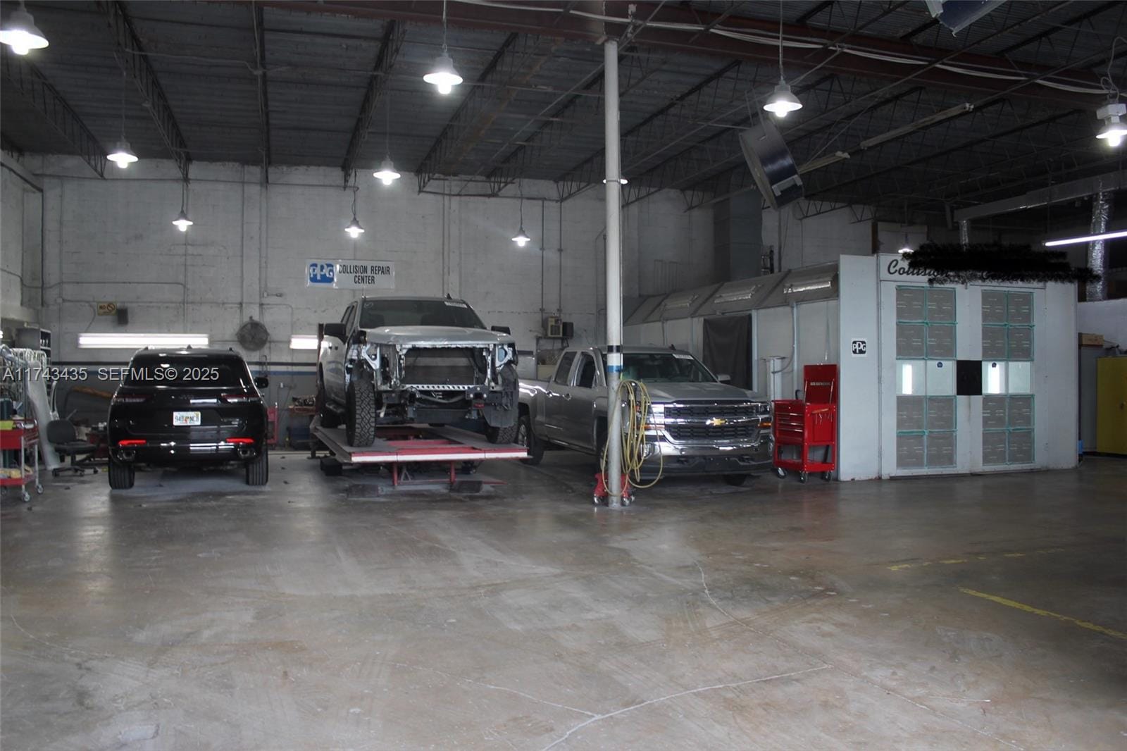 Auto Body Shop — photo 12