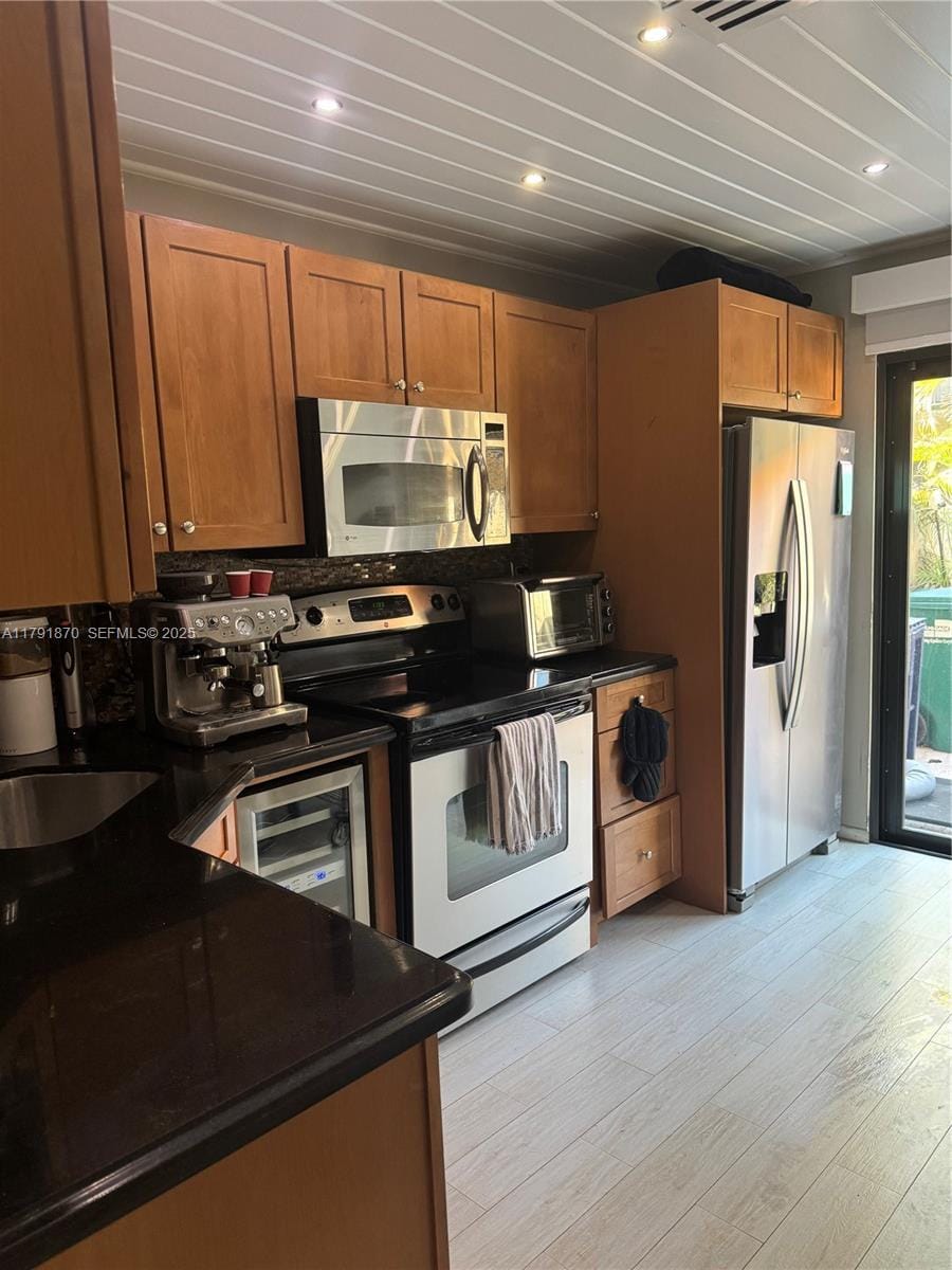 10251 SW 77th Court — photo 4