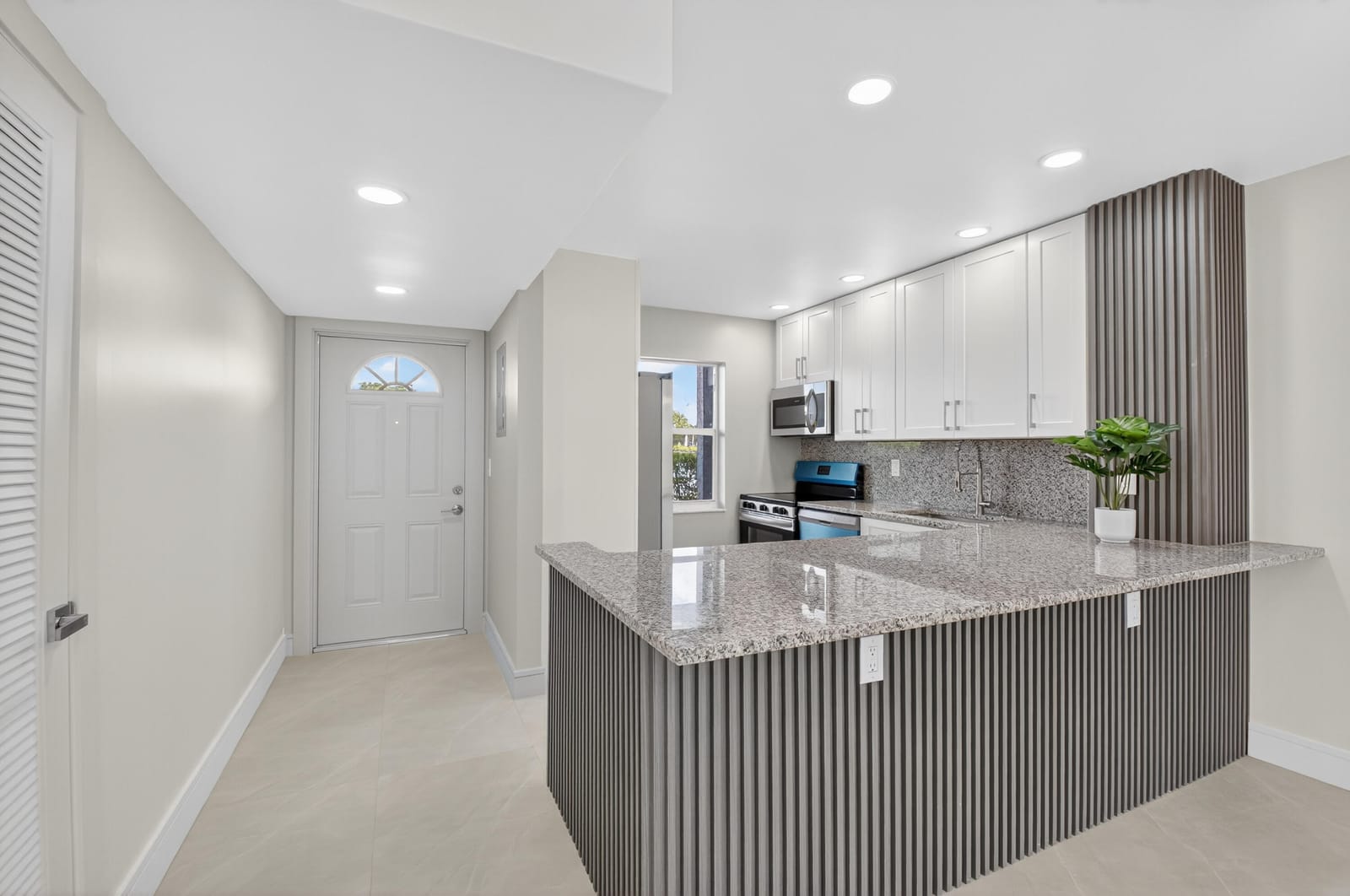 9880 Marina Boulevard 1509 — photo 5