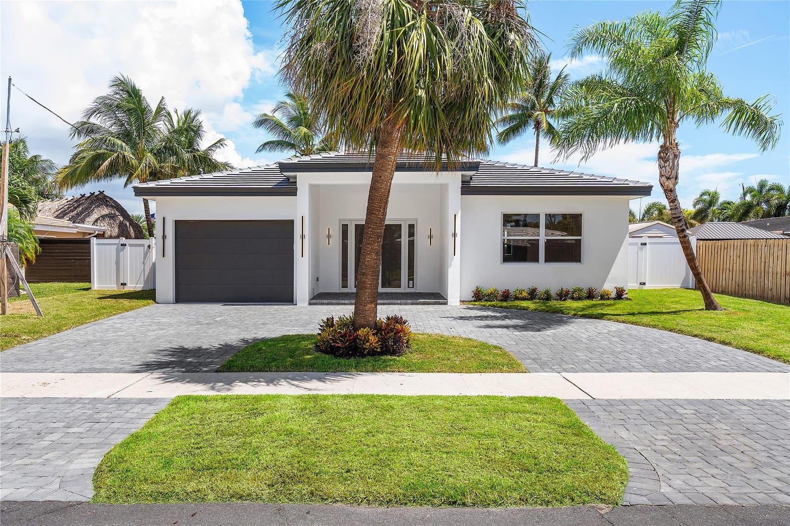 171 SE 4th Court, Pompano Beach, FL 33060