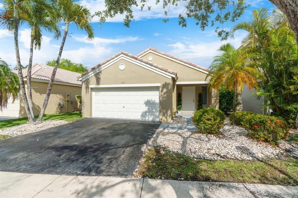1525 Salerno Circle, Weston, FL 33327 photo 14