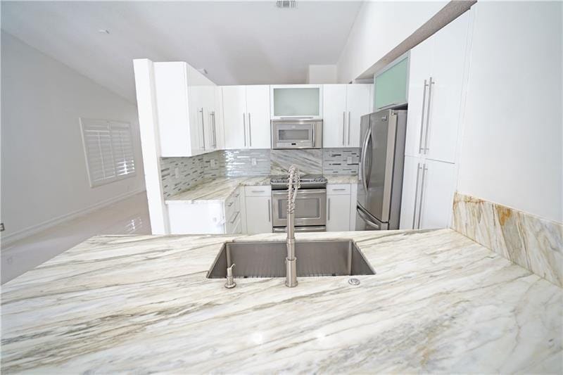 1525 Salerno Circle — photo 9