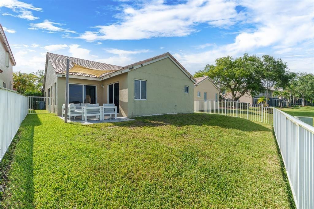 1525 Salerno Circle — photo 10