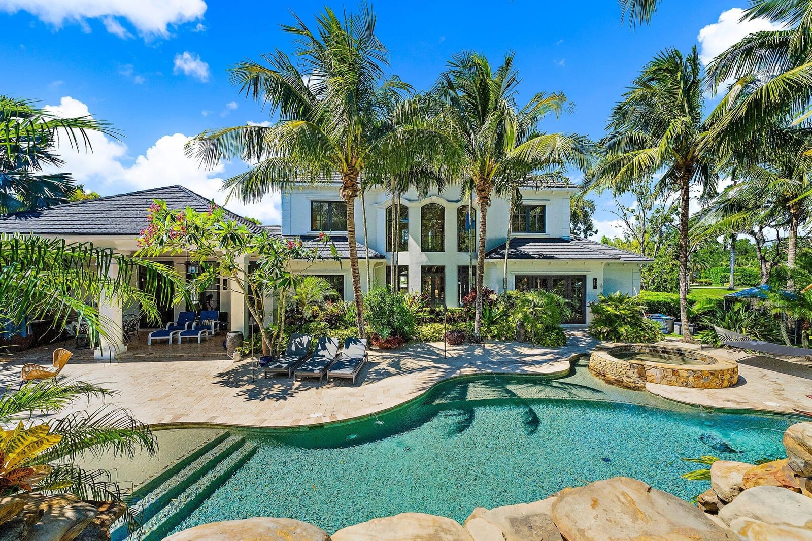 8082 SE Hidden Bridge Court, Jupiter, FL 33458