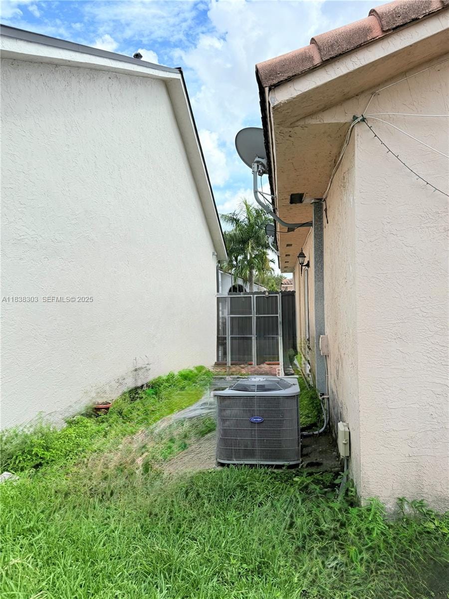 8973 NW 147th Terrace, Miami Lakes, FL 33018 photo 29