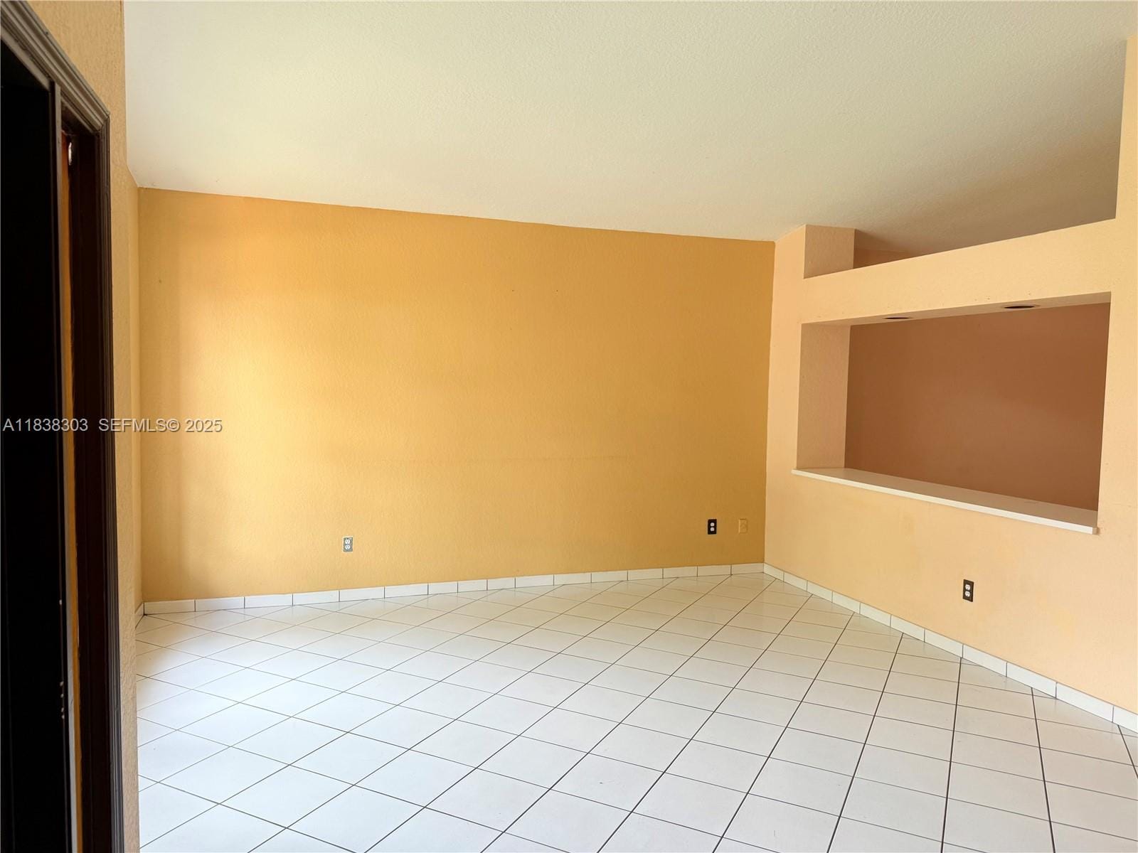 8973 NW 147th Terrace, Miami Lakes, FL 33018 photo 6