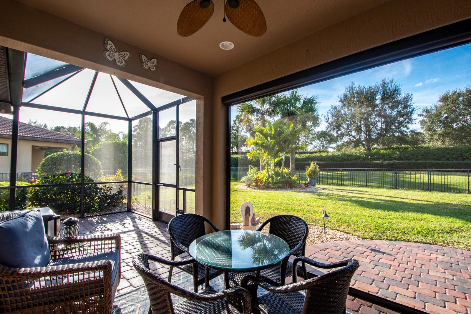 453 SE Bancroft Court, Port St. Lucie, FL 34984 photo 3