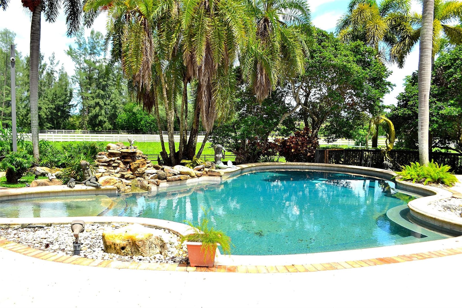 6200 SW 183rd Way — photo 2