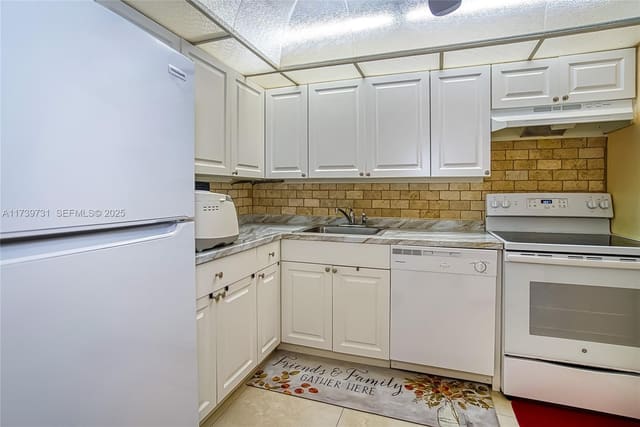 16851 NE 23rd Avenue A319, sold in Woodside Apartments, North Miami Beach, FL