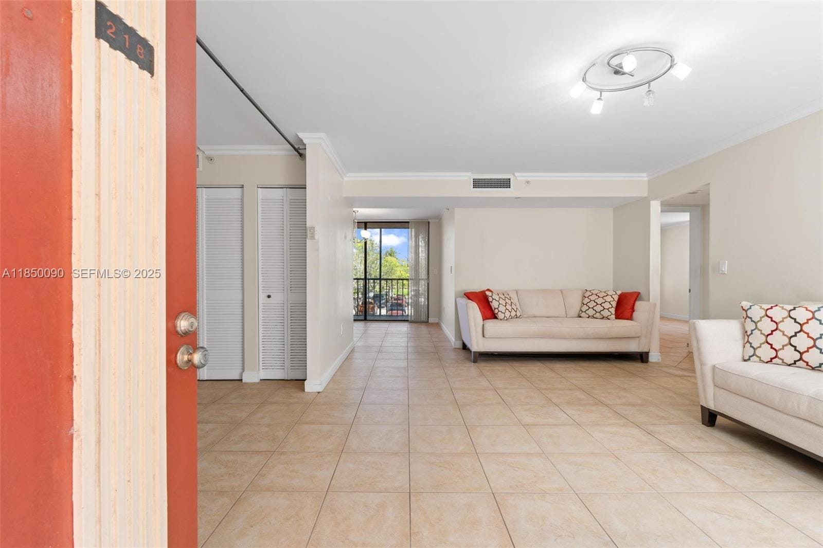 8700 SW 133rd Ave Road 218 — photo 4