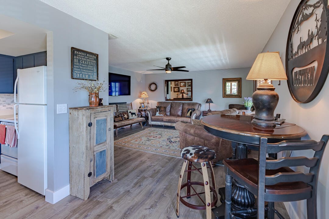 2929 SE Ocean Boulevard 117-10 — photo 2