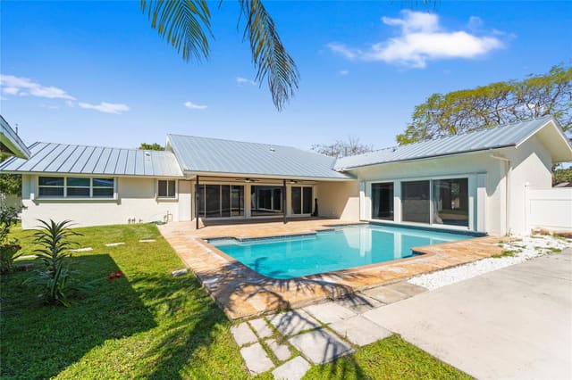 698 NW 12th Road, Boca Raton, FL 33486