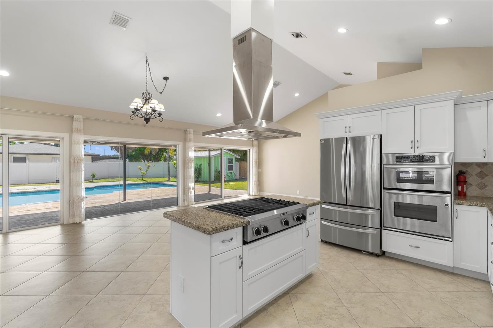 698 NW 12th Road, Boca Raton, FL 33486 photo 2