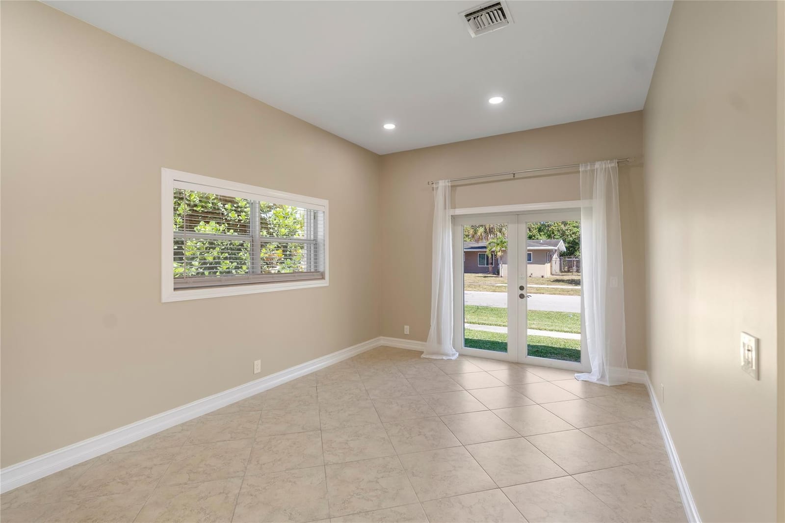 698 NW 12th Road, Boca Raton, FL 33486 photo 12