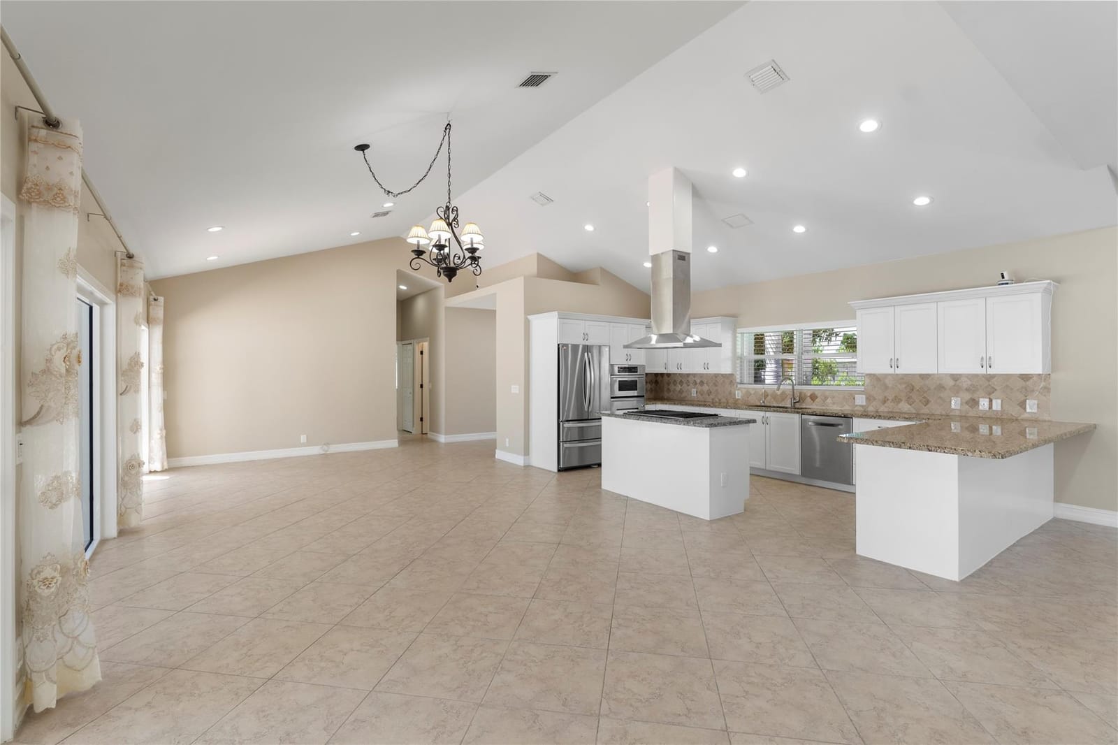 698 NW 12th Road, Boca Raton, FL 33486 photo 5