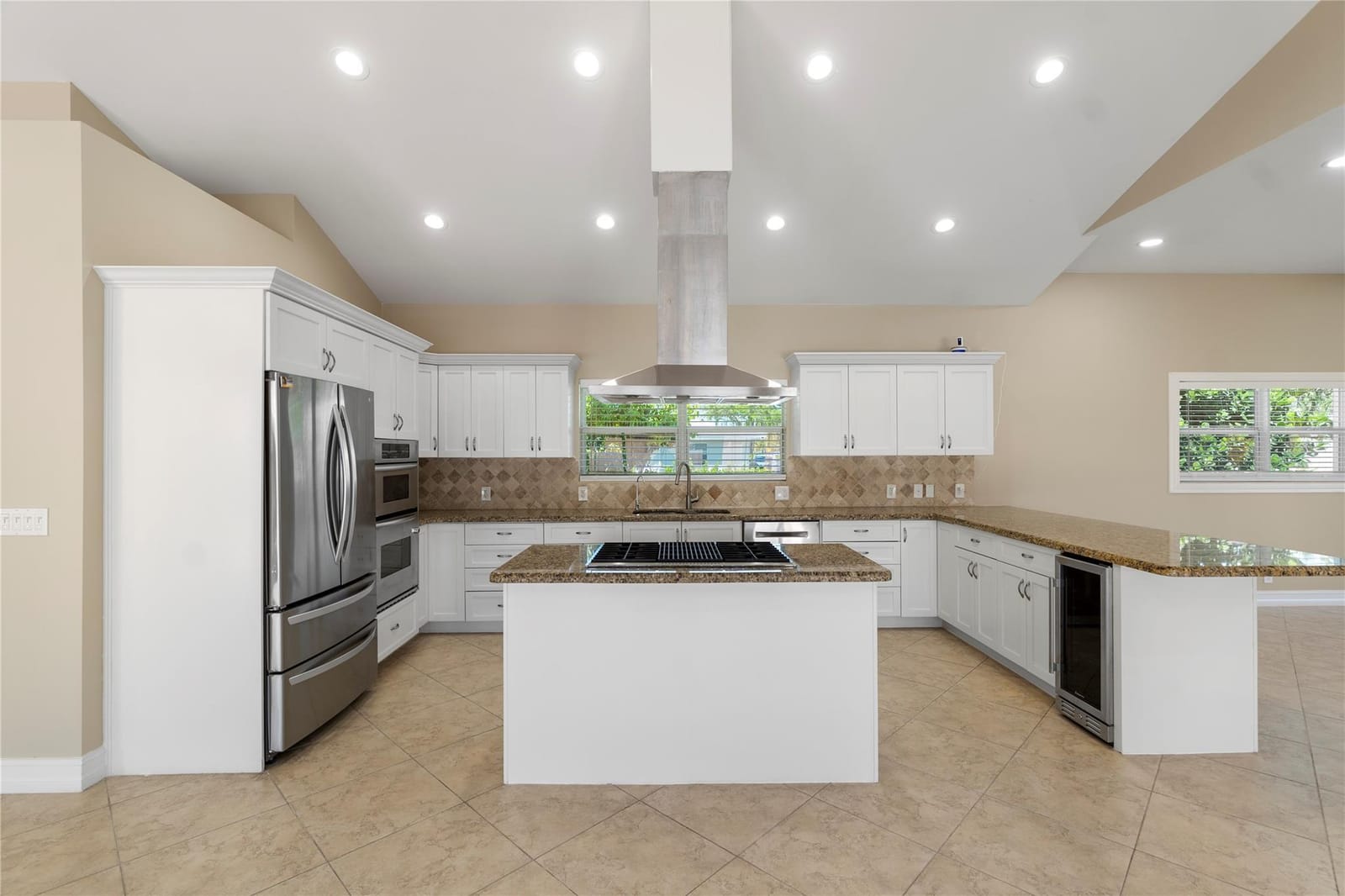698 NW 12th Road, Boca Raton, FL 33486 photo 9