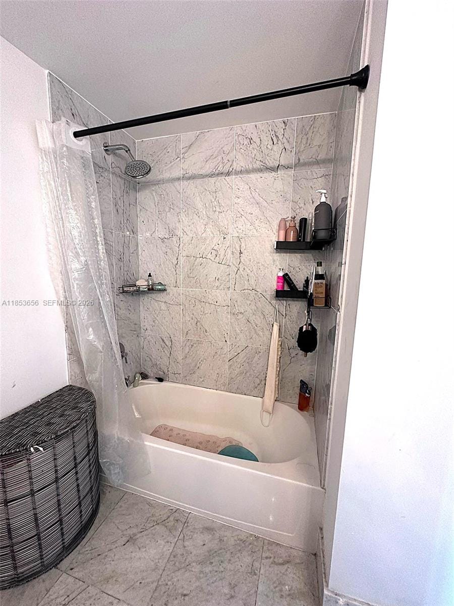 244 Biscayne Boulevard 3707, Miami, FL 33132 photo 22