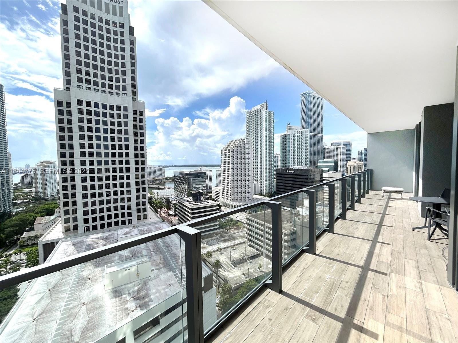 68 SE 6th Street 1903, Miami, FL 33131 photo 30
