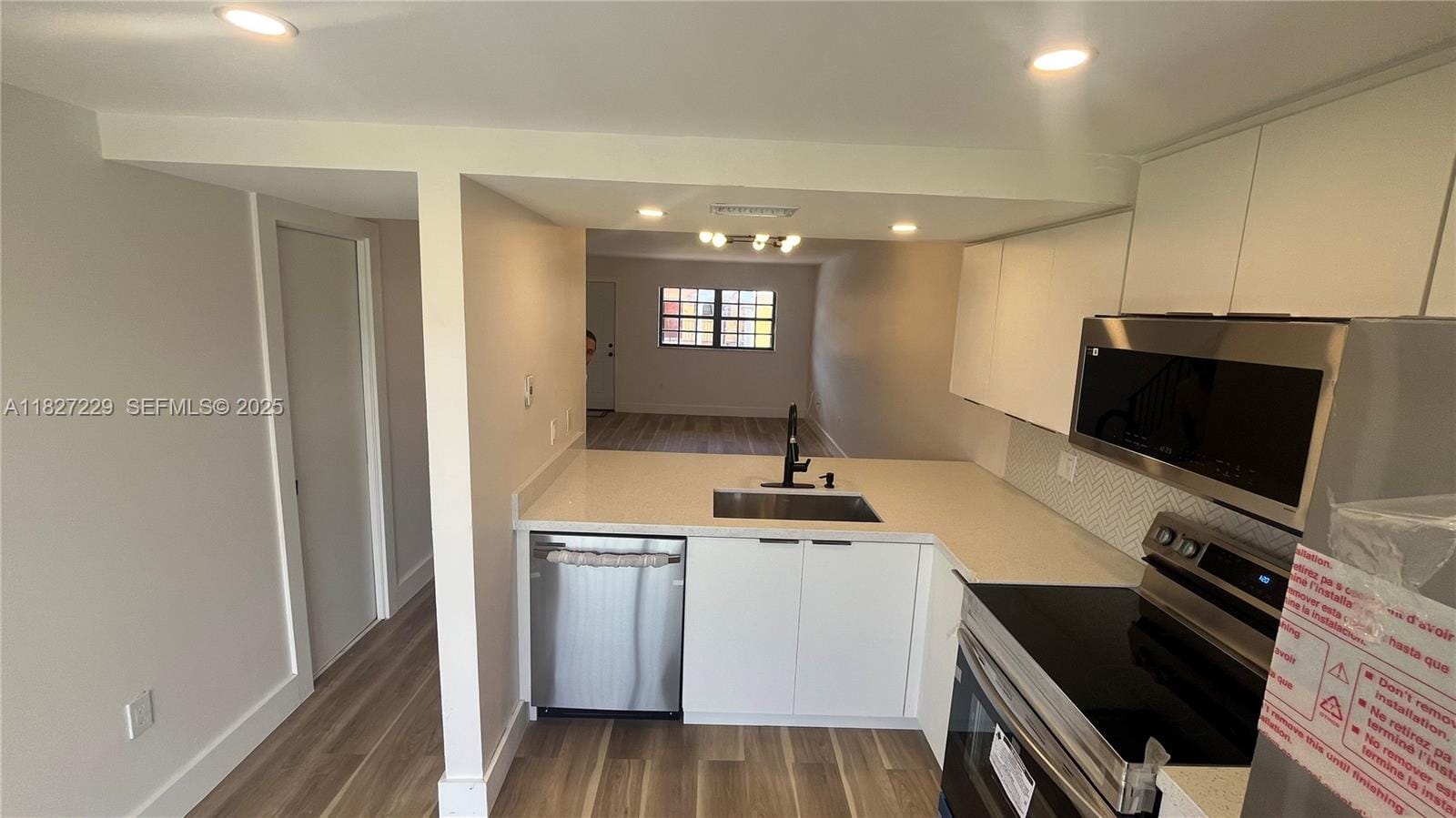 1339 W 51st Place B-5 — photo 2
