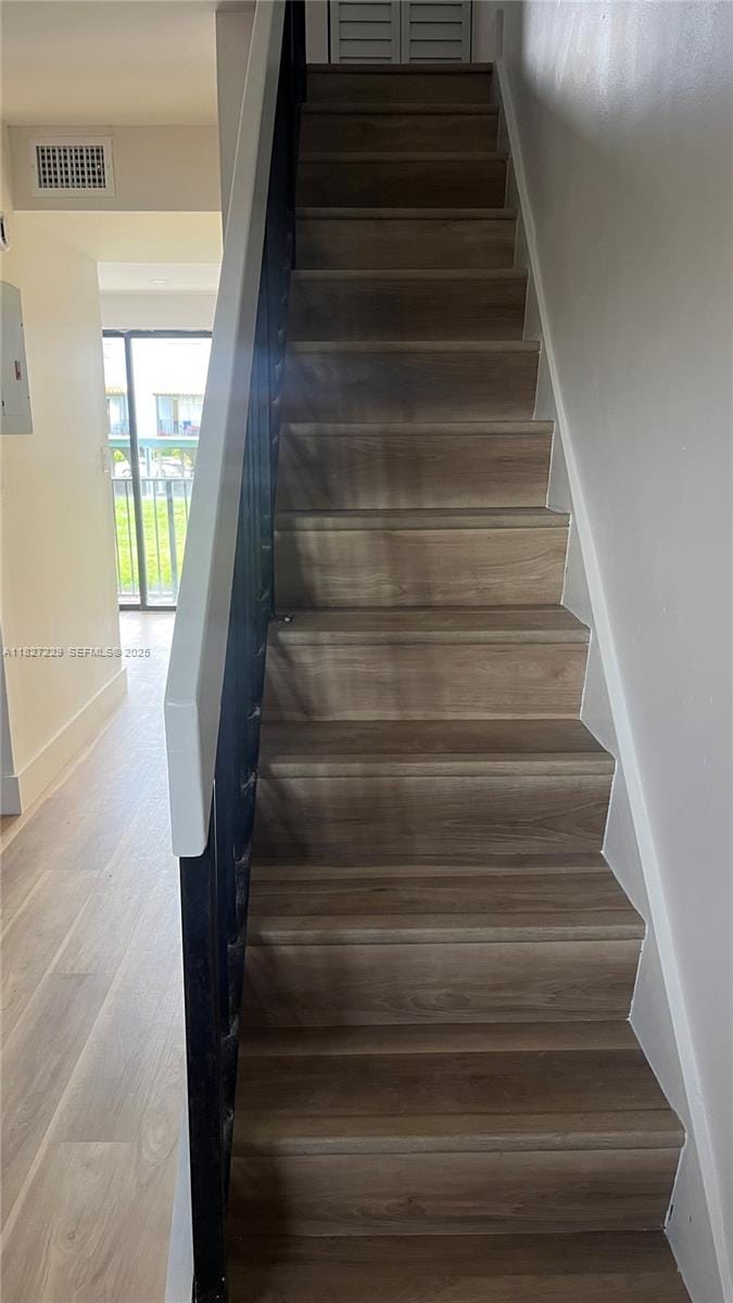 1339 W 51st Place B-5 — photo 5