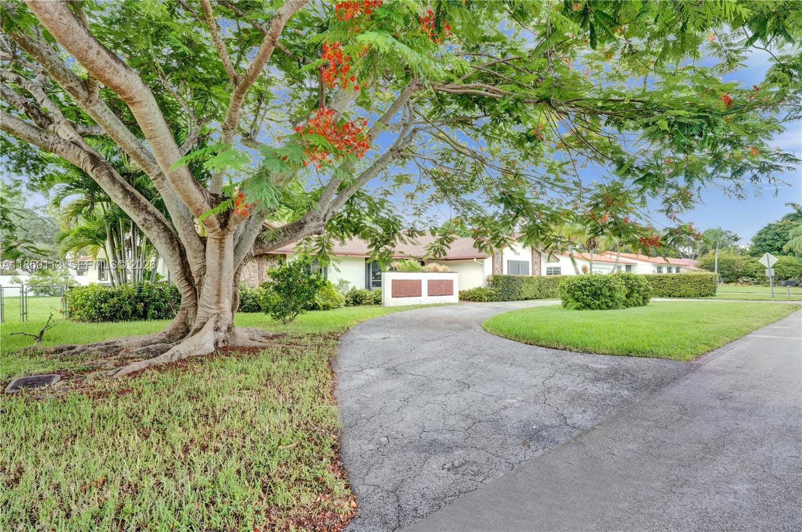 9461 SW 134th Street, Miami, FL 33176 photo 2