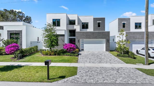 655 Kingsbridge Street, sold in Delray Manors, Boca Raton, FL