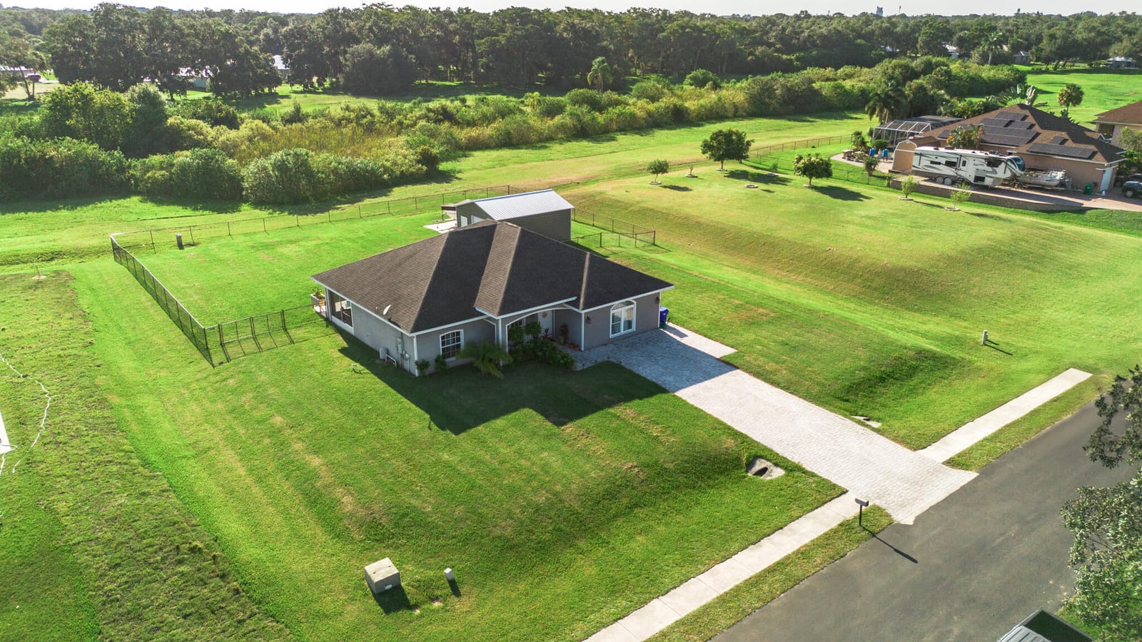 1402 SE 12th Drive, Okeechobee, FL 34974 photo 5