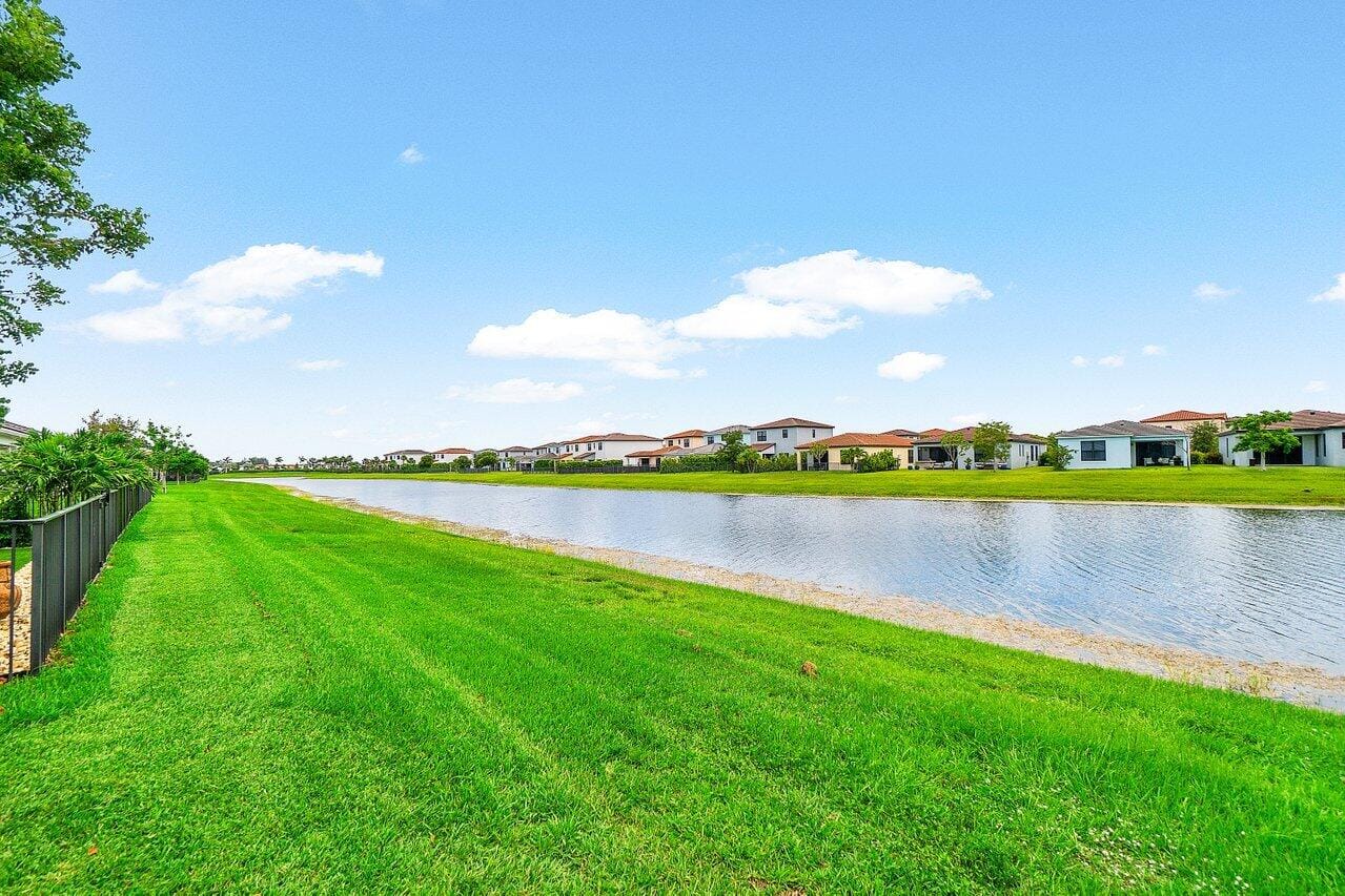 16070 Key Biscayne Lane — photo 4