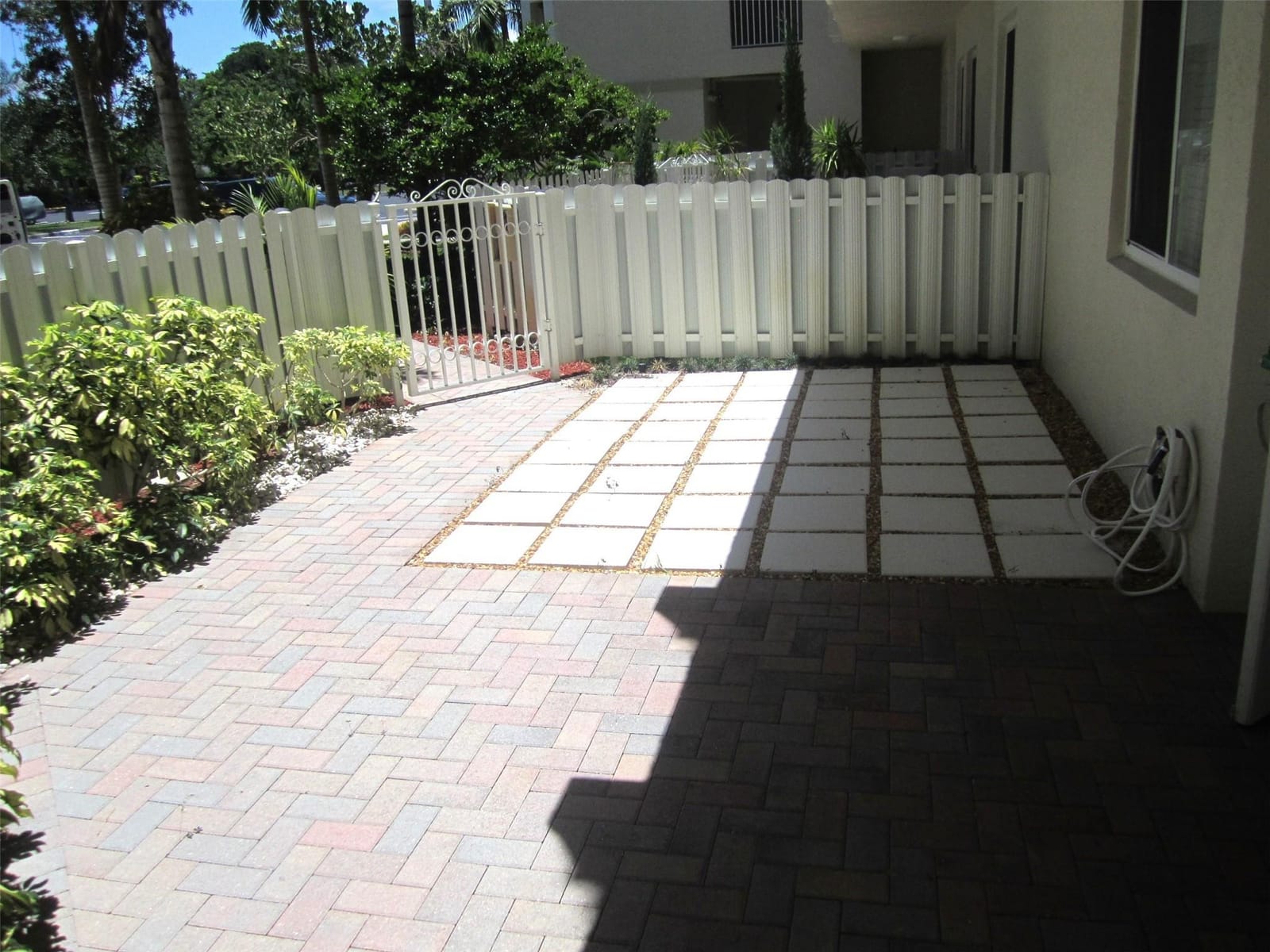 3500 Oaks Clubhouse Drive 104 — photo 11