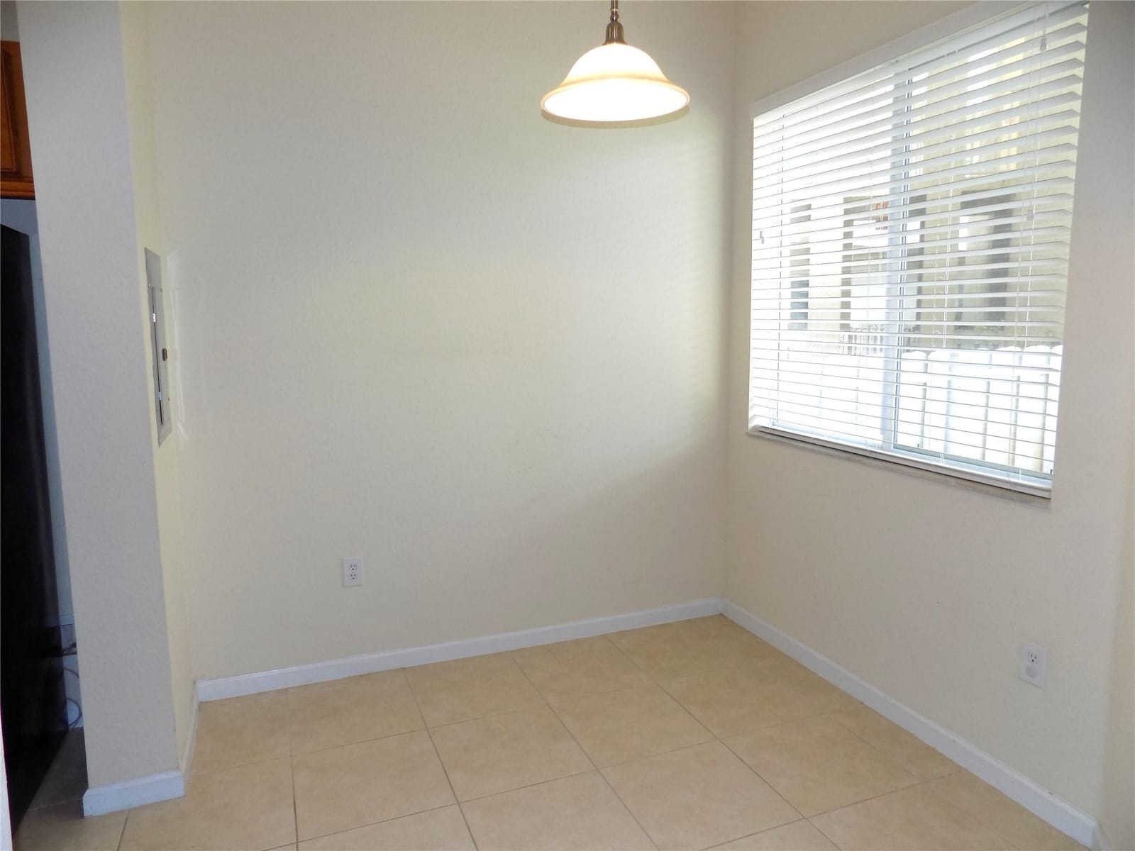 3500 Oaks Clubhouse Drive 104 — photo 4