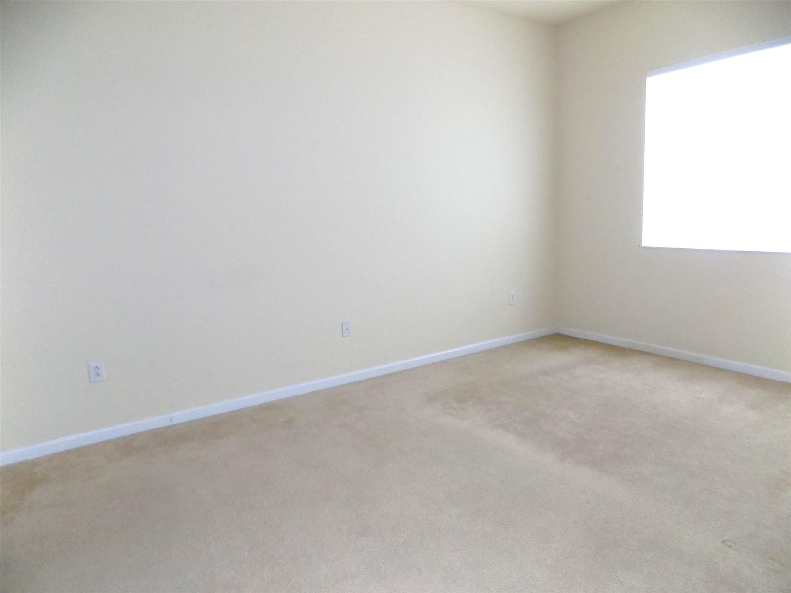 3500 Oaks Clubhouse Drive 104 — photo 6