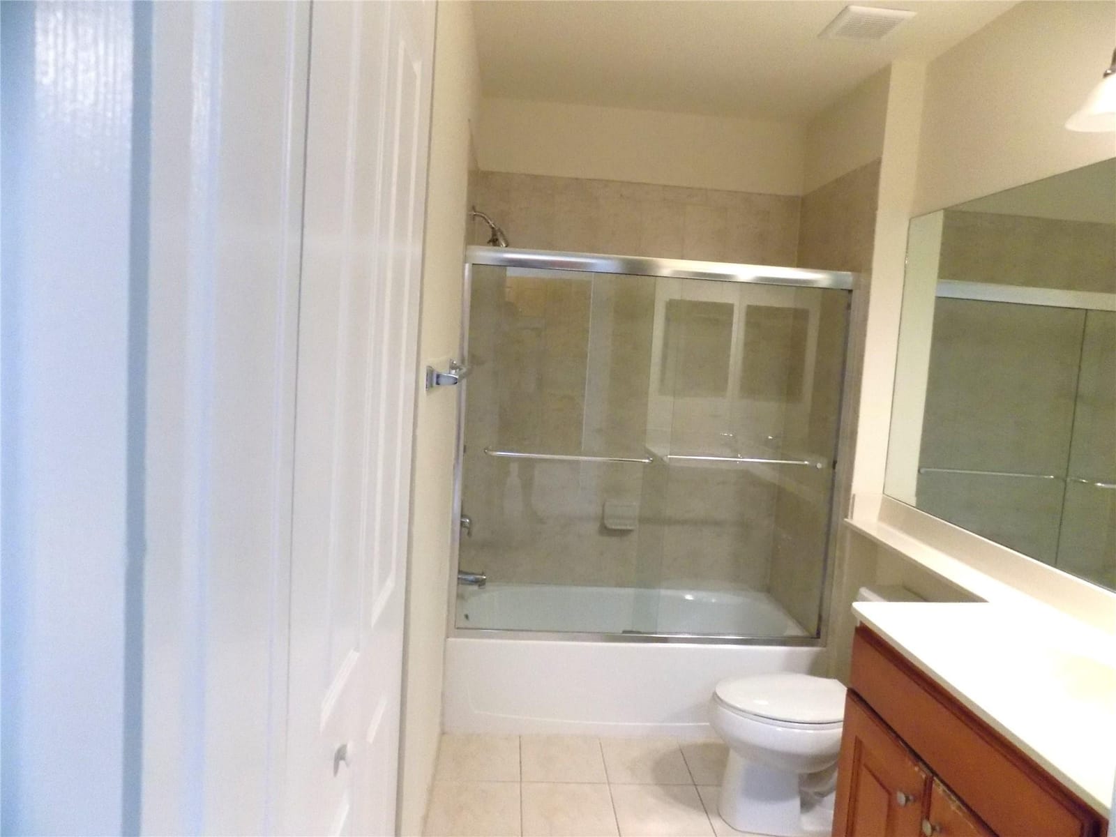 3500 Oaks Clubhouse Drive 104 — photo 9
