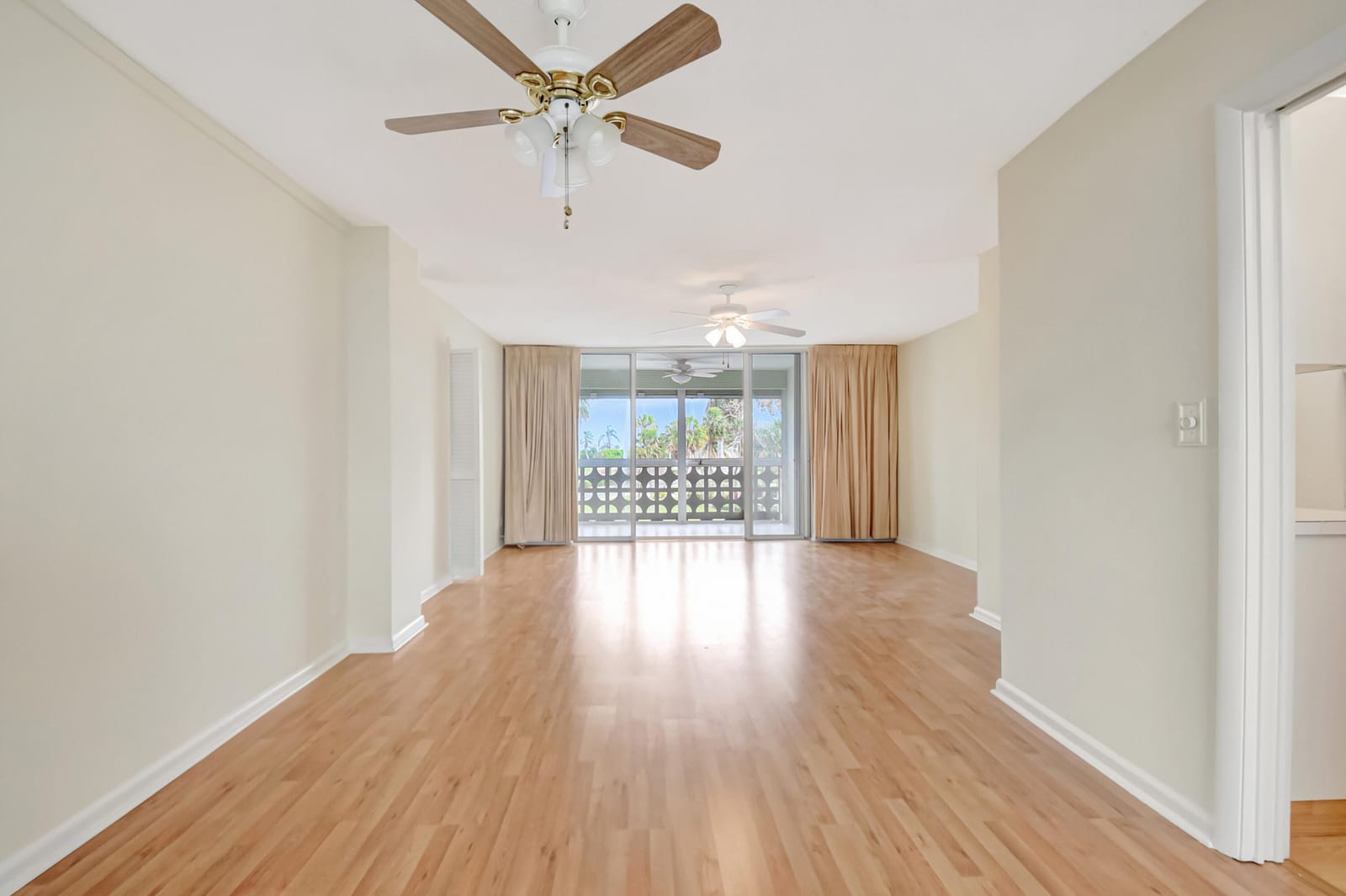 1 N Golfview Road 305, Lake Worth Beach, FL 33460 photo 14