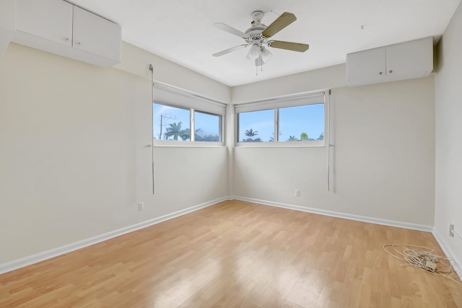 1 N Golfview Road 305 — photo 4