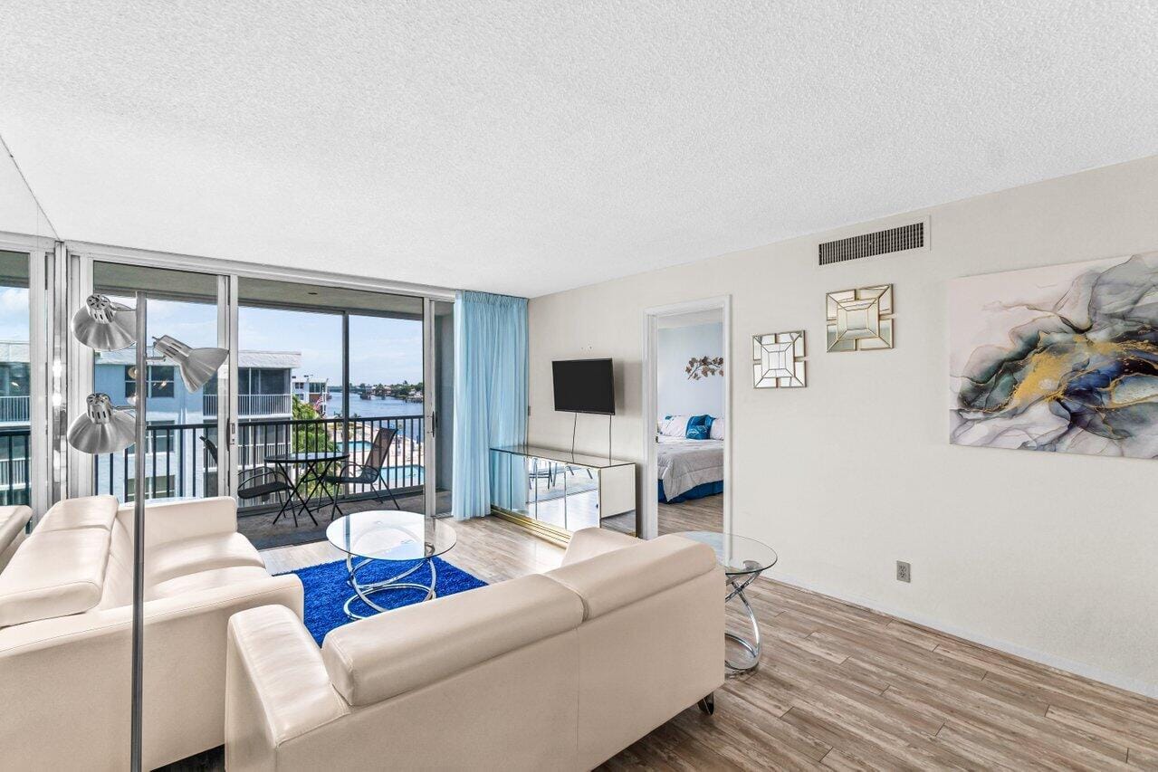 2018 S Federal Highway A408, Boynton Beach, FL 33435