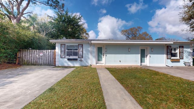 1835 42nd Avenue, sold in Sunnyside Park, Vero Beach, FL